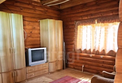 Дом: 180 м²